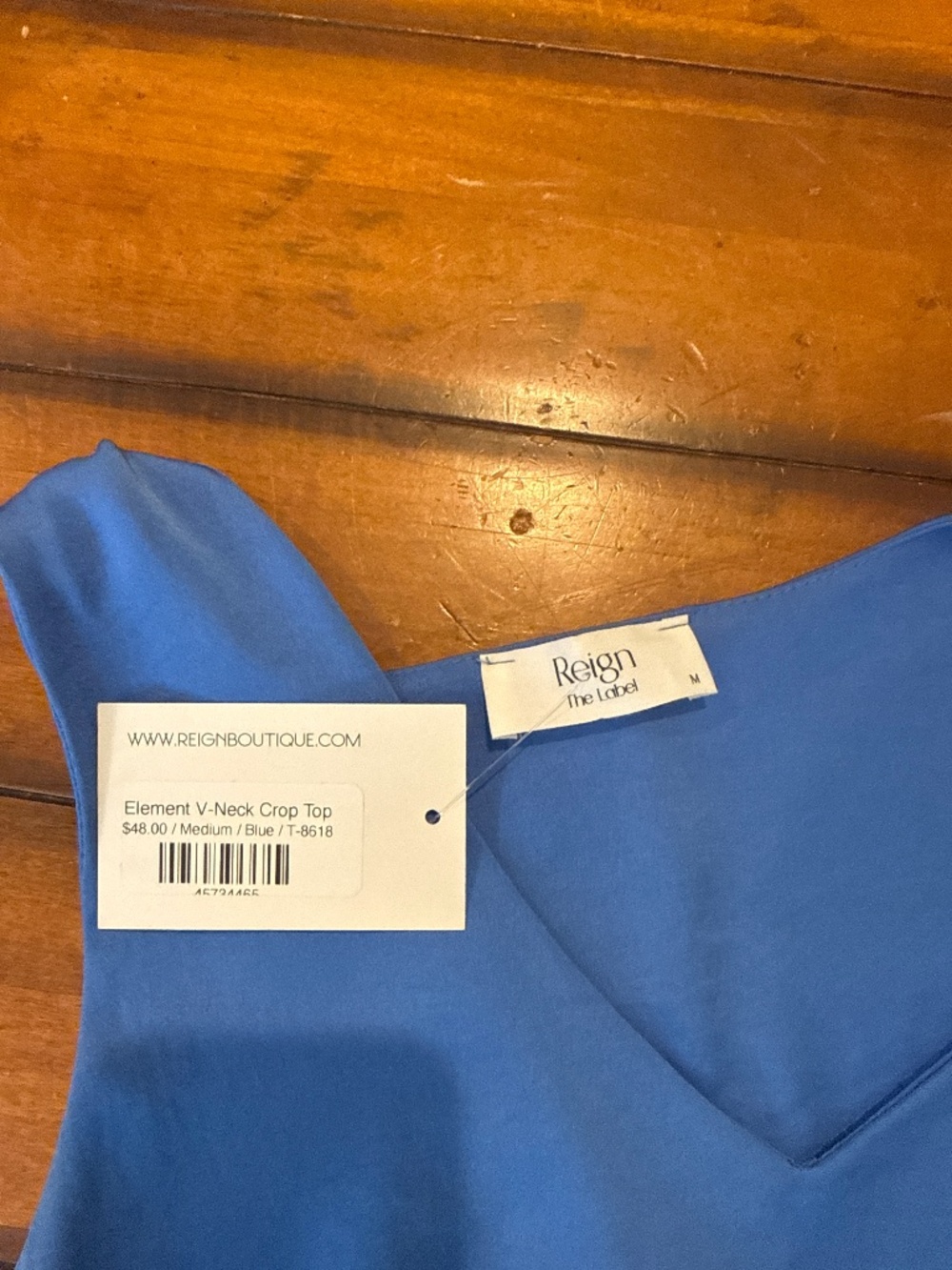 Short summer blue top